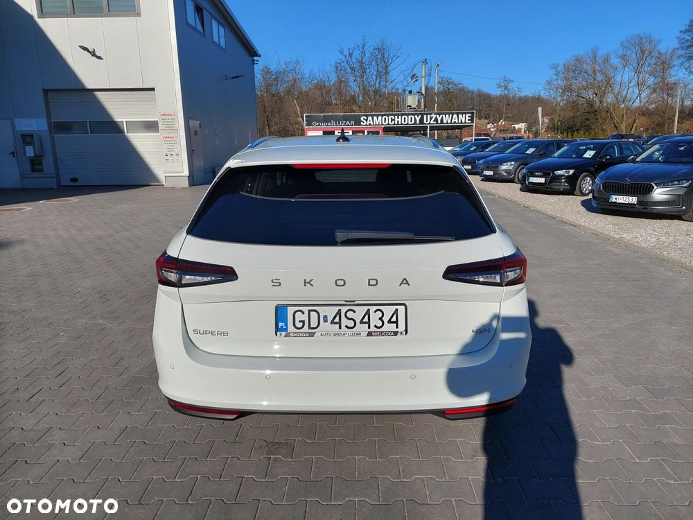 Skoda Superb 2.0 TSI 4x4 Selection DSG - 9