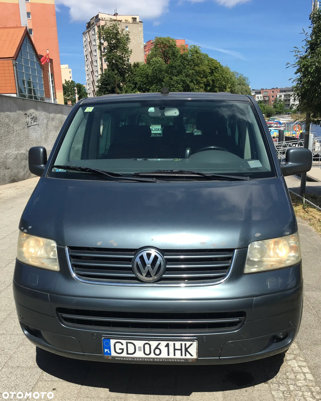 Volkswagen Caravelle - 4