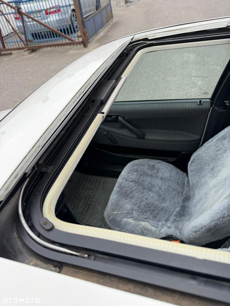 Volkswagen Passat - 27