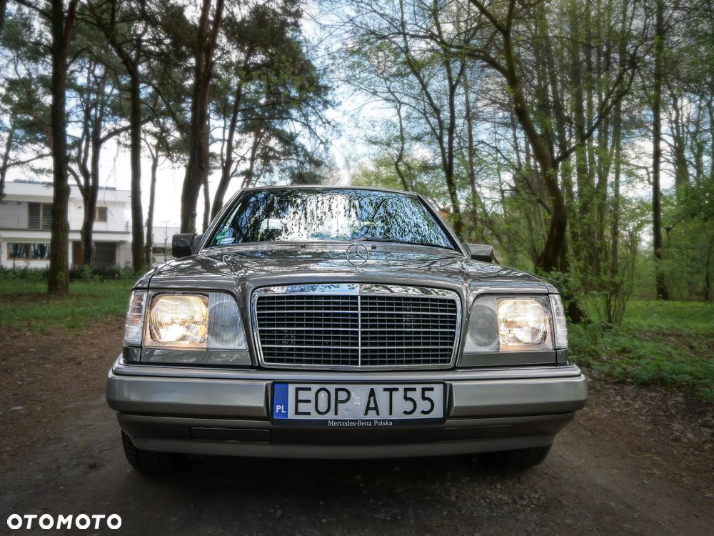 Mercedes-Benz W124 (1984-1993) - 25