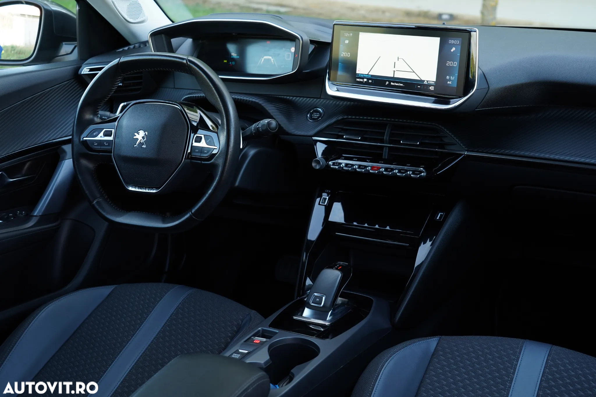 Peugeot 2008 PureTech 130 EAT8 Allure - 14