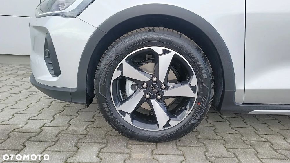 Ford Focus 1.0 EcoBoost mHEV Active X - 6