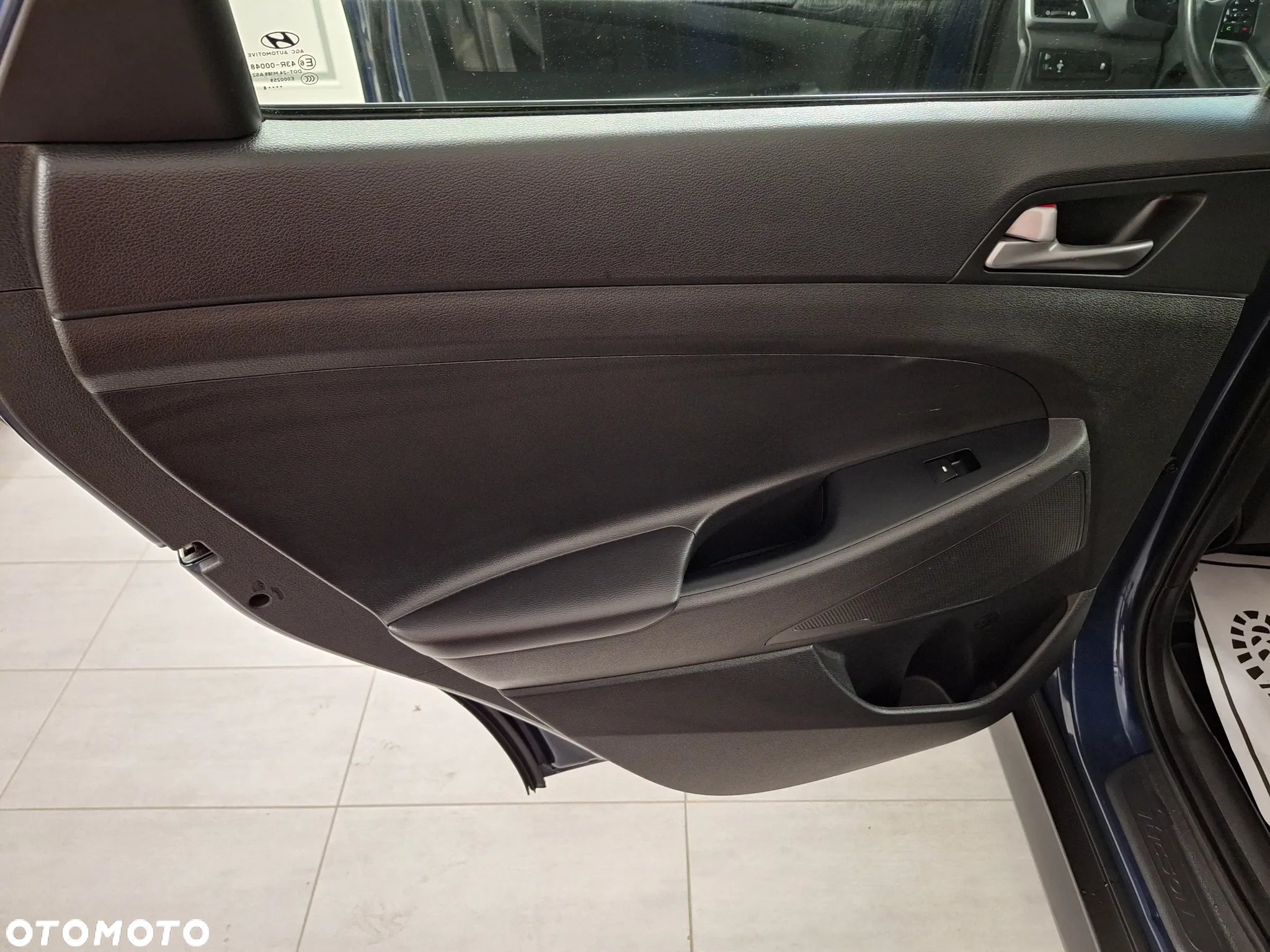 Hyundai Tucson blue 1.6 GDi 2WD Navi - 21