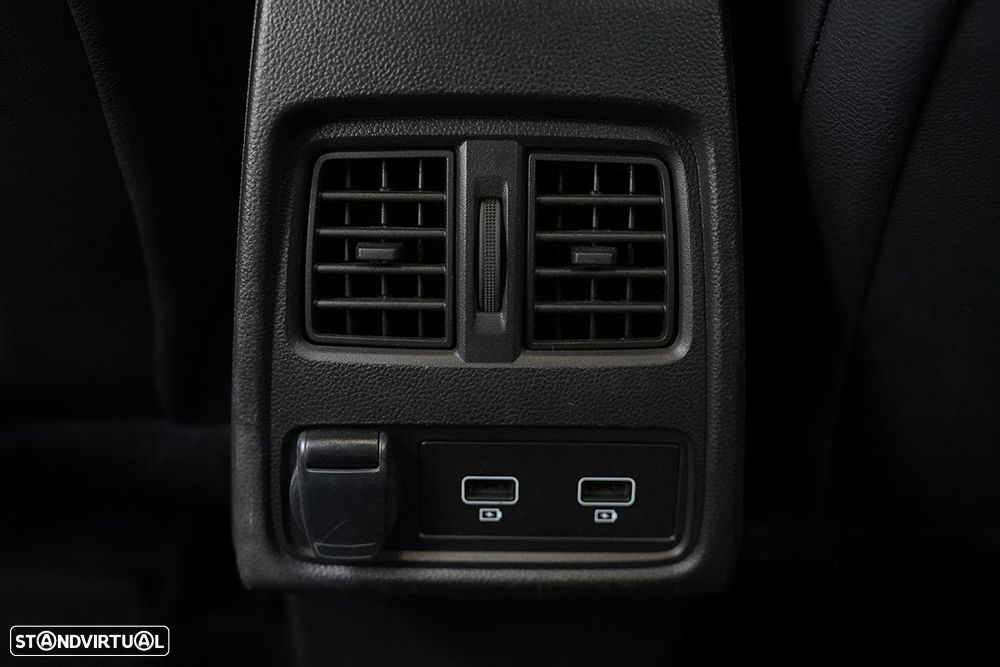 Renault Captur 1.0 TCe Techno Bi-Fuel - 26