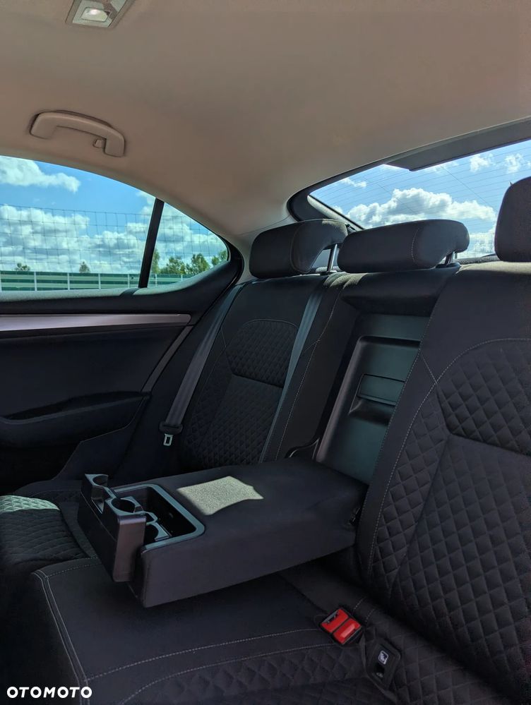 Skoda Superb 2.0 TDI Style DSG - 12