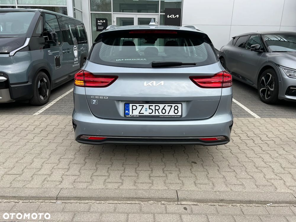 Kia Ceed 1.5 T-GDI M - 8