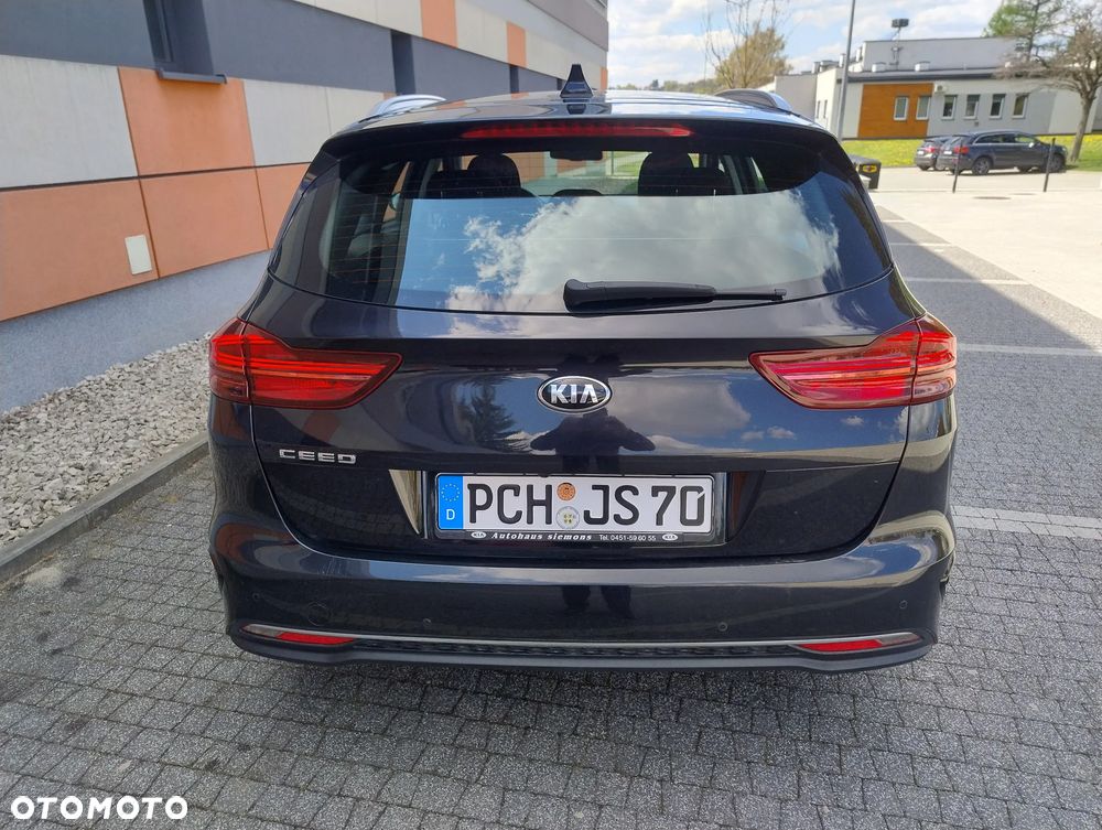 Kia Ceed 1.6 CRDi Platinum Edition - 6