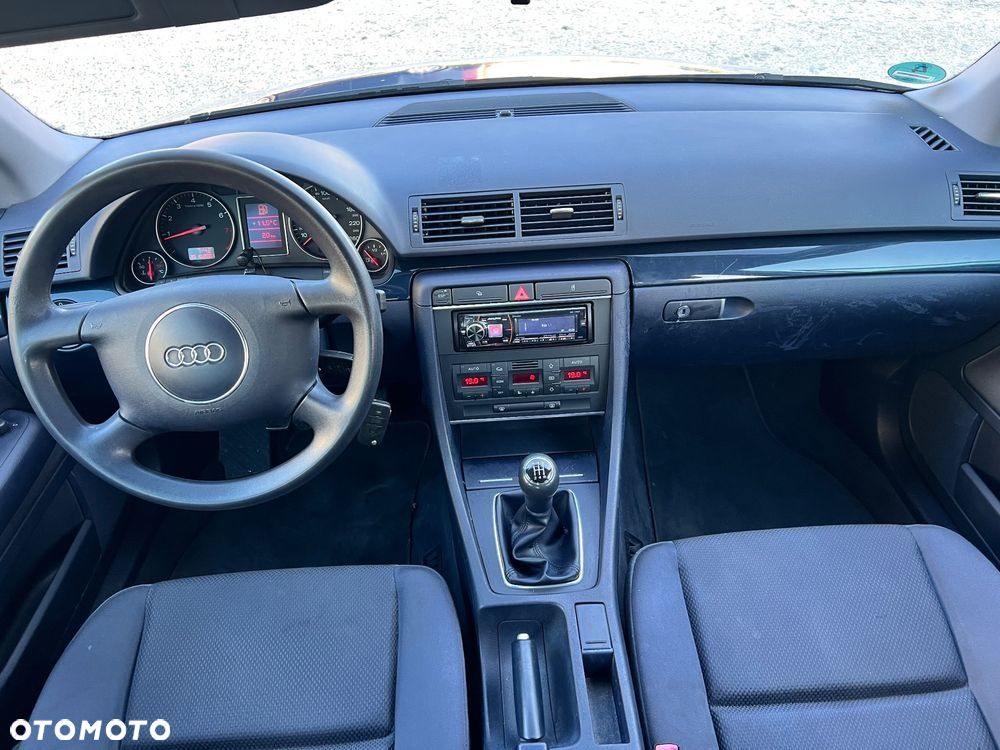 Audi A4 Limousine - 15