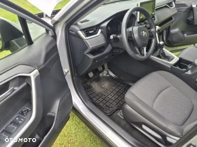 Toyota RAV4 2.0 Comfort 4x2 - 2