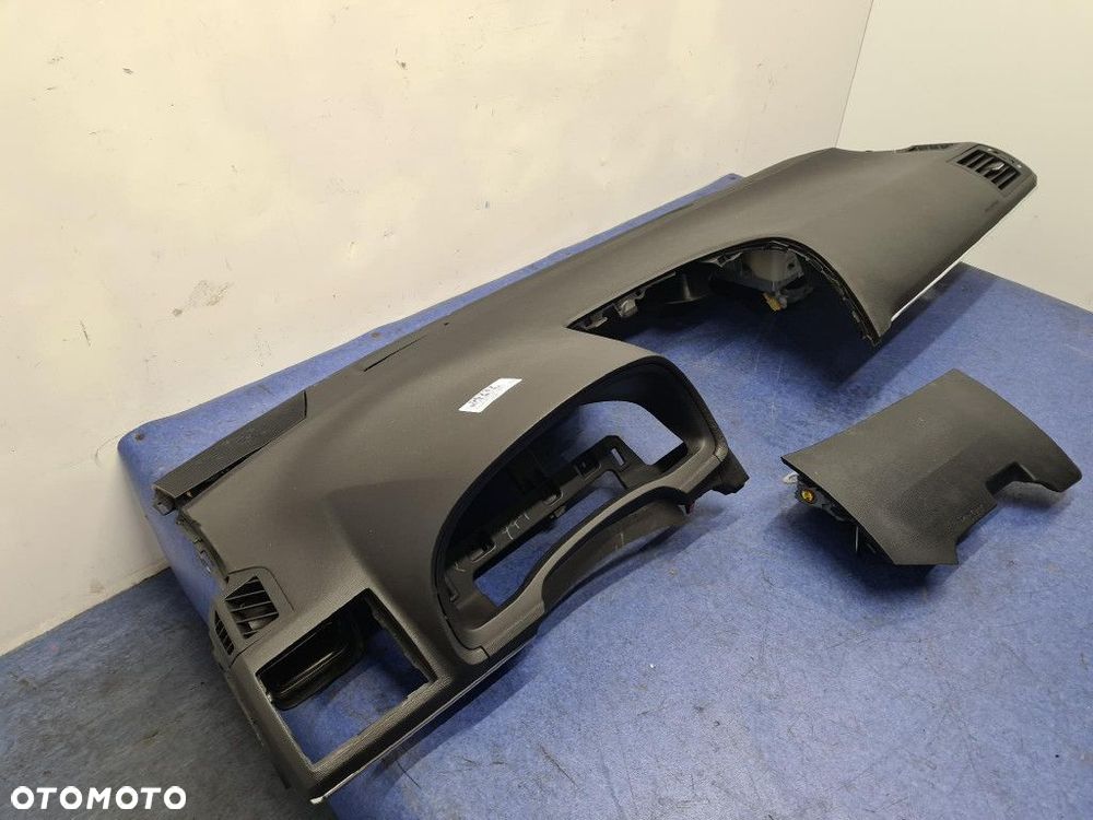 TOYOTA AVENSIS T27 LIFT 2012 DESKA ROZDZIELCZA - 4