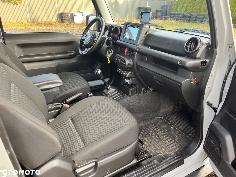 Suzuki Jimny 1.5 ALLGRIP Comfort - 36