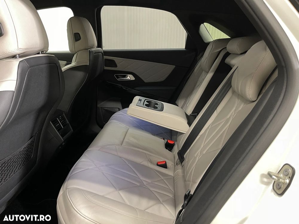 DS Automobiles DS 7 Crossback - 11