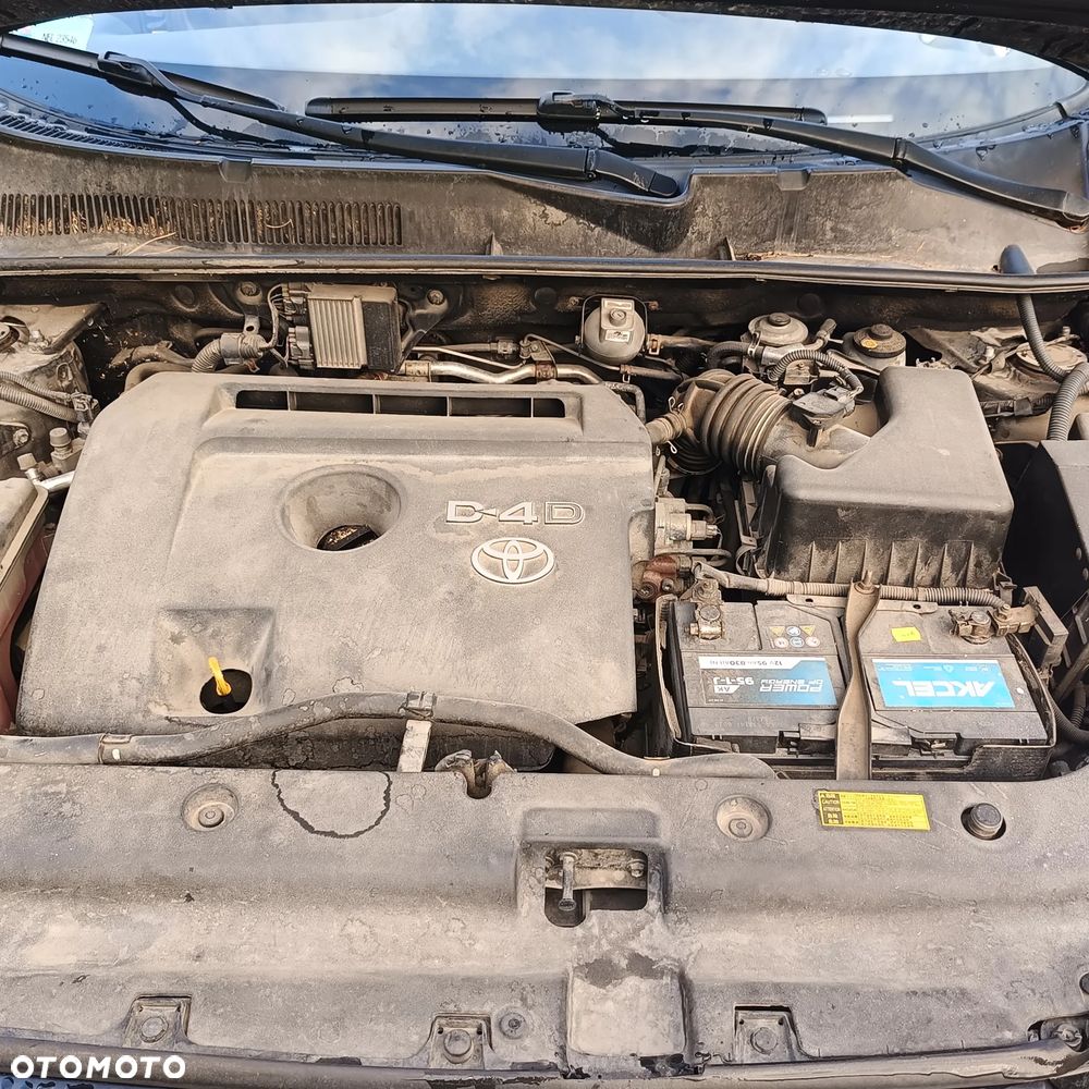 Toyota RAV4 2.2 D-4D Premium - 6