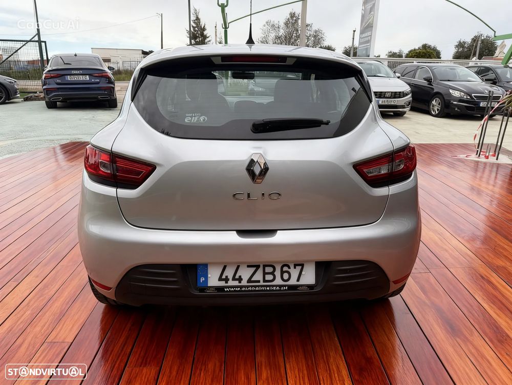 Renault Clio 1.5 dCi Zen - 8