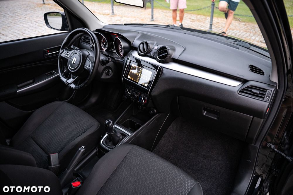 Suzuki Swift 1.2 SHVS Elegance - 16