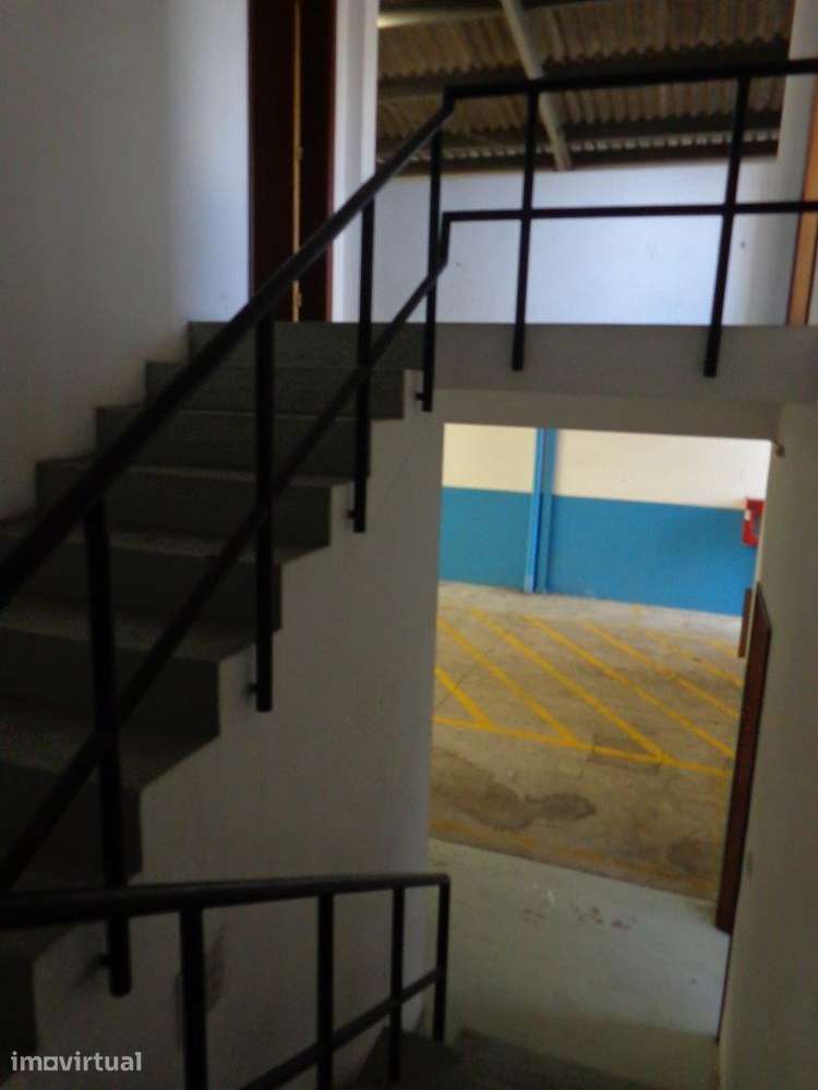 Armazém industrial, Canelas, saída A29 - nó de Canelas - Grande imagem: 5/24