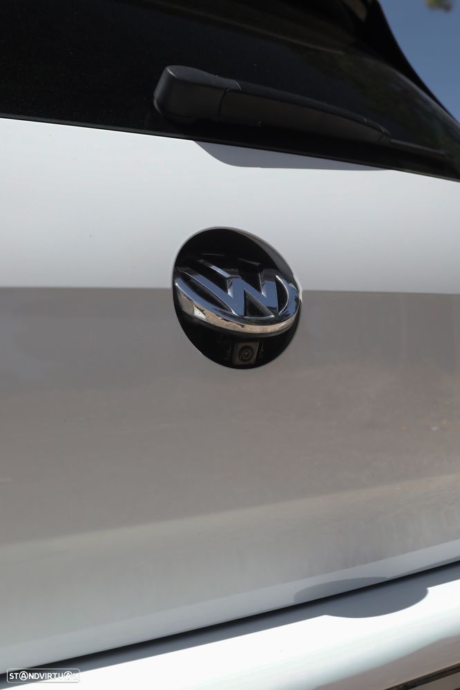VW Golf 2.0 TSI GTi TCR DSG - 8