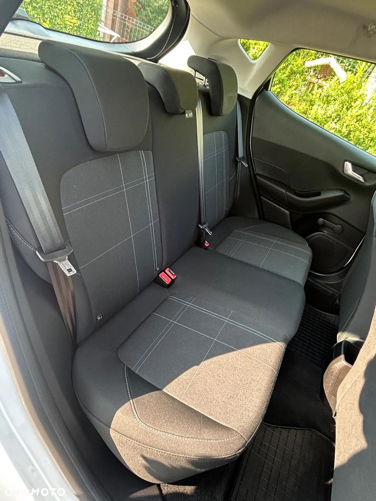 Ford Fiesta 1.1 S&S TREND - 11