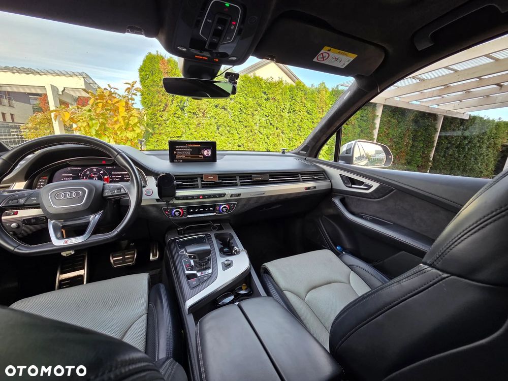 Audi SQ7 - 11