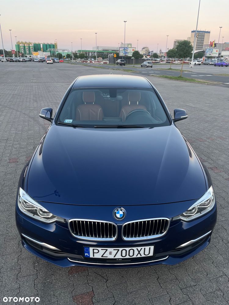 BMW Seria 3 320i xDrive Luxury Line - 3