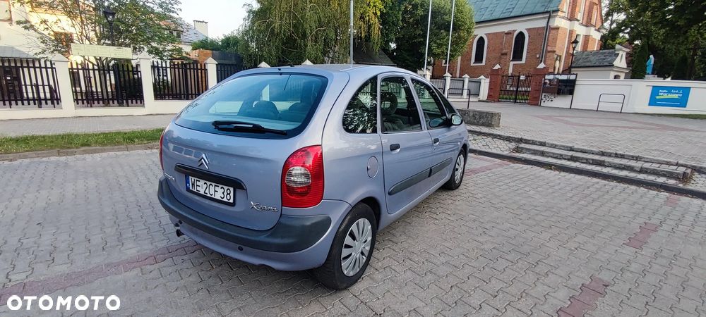Citroën Xsara Picasso 1.8i Exclusive - 2