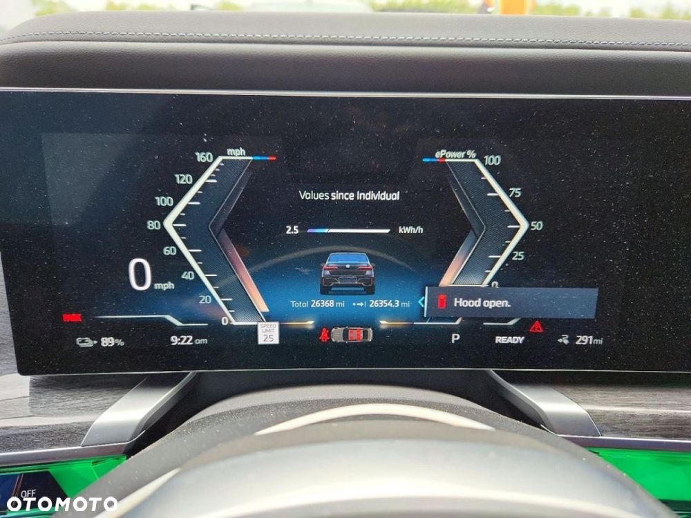 BMW i7 - 10