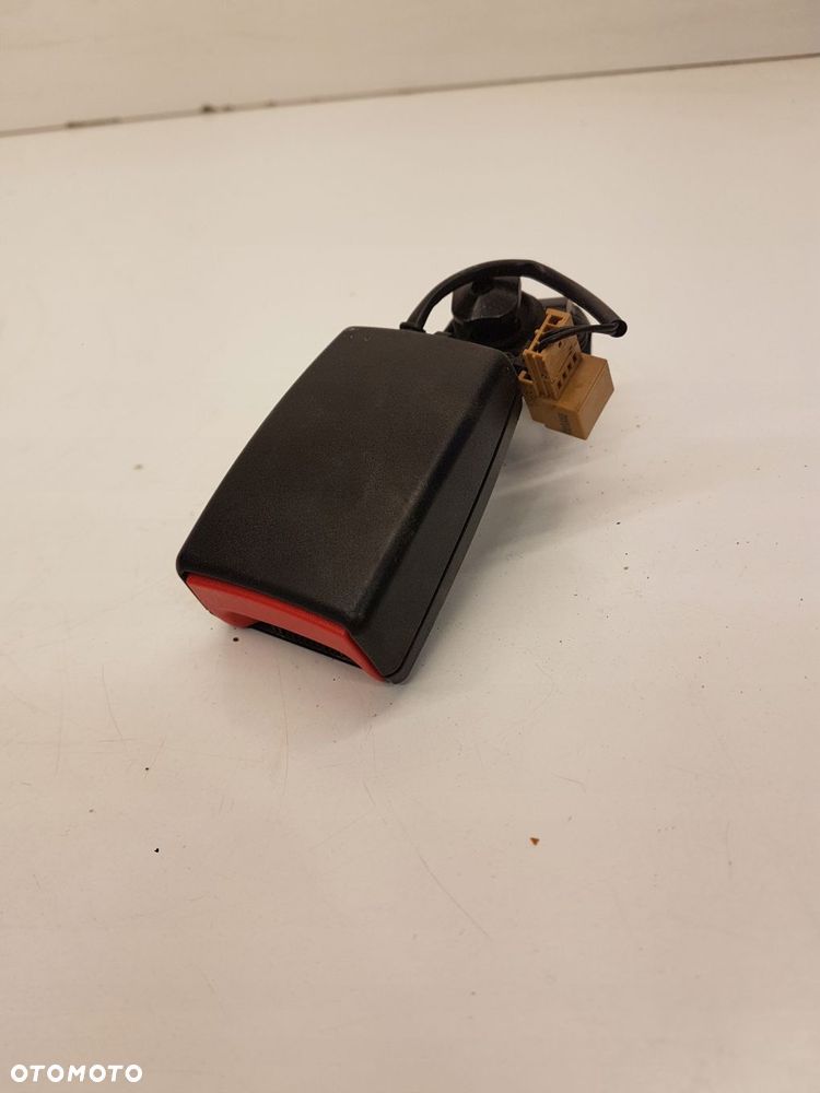 ZAPINKA PASA TYŁ AUDI A6 C7 4G0857740A - 1