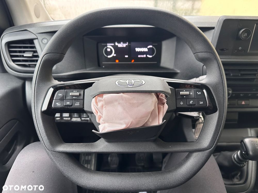 Toyota ProAce - 12