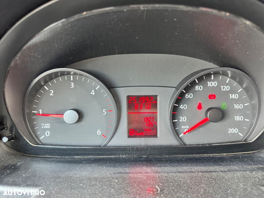 Volkswagen CRAFTER - 9