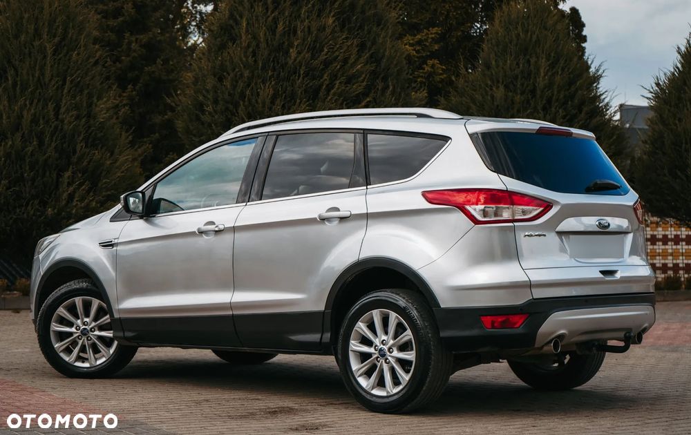 Ford Kuga 2.0 TDCi FWD Titanium - 15