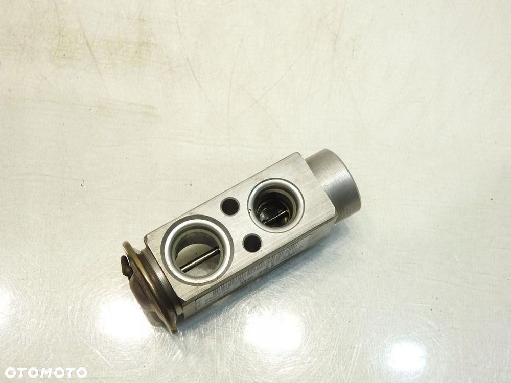 ZAWÓR ROZPRĘŻNY KLIMATYZACJI OPEL ZAFIRA B 1.9 CDTI - 6