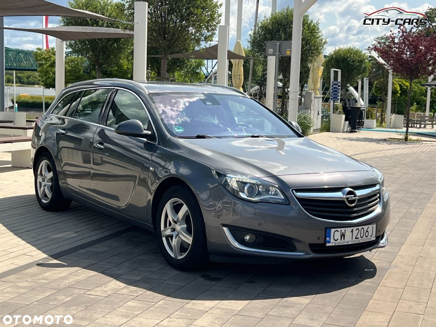 Opel Insignia - 10