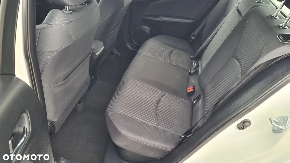 Toyota Prius Hybrid - 9