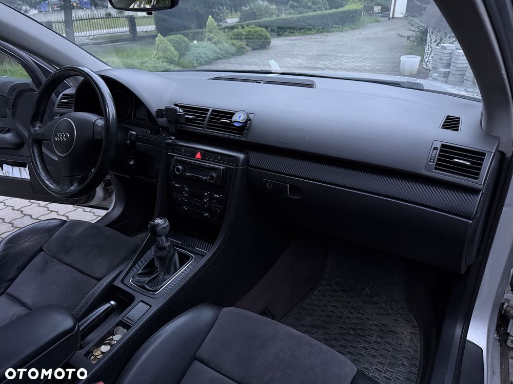 Audi A4 Avant - 15