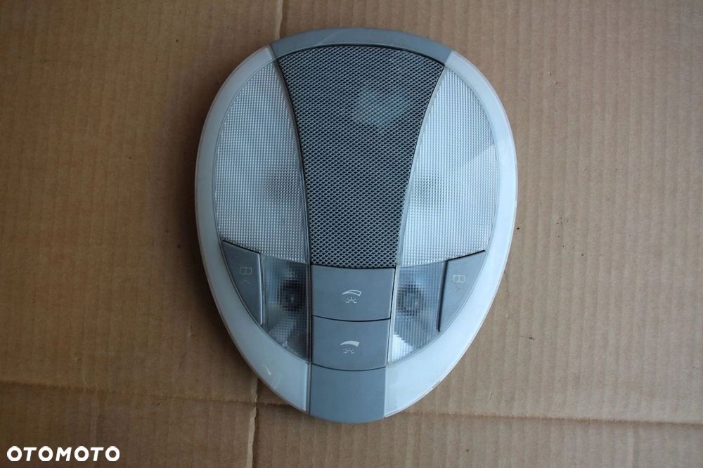 Lampka oświetlenia kabiny panel Mercedes E-klasa w211 2118202001 - 1