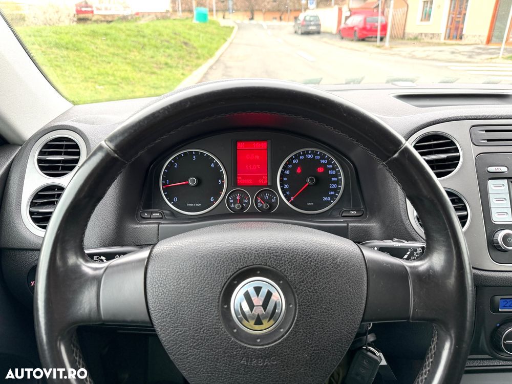 Volkswagen Tiguan 2.0 TDI DPF 4Motion Sport & Style - 13