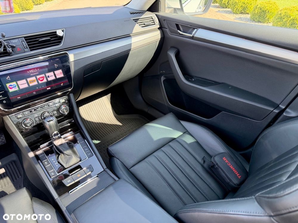 Skoda Superb 2.0 TDI DSG L&K - 23