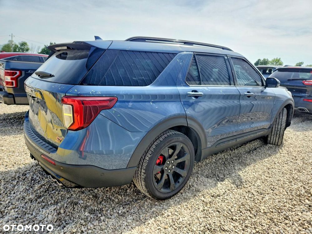 Ford Explorer - 4