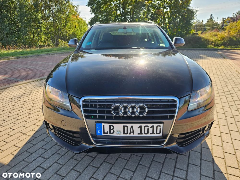 Audi A4 Avant 2.0 TDI DPF - 2