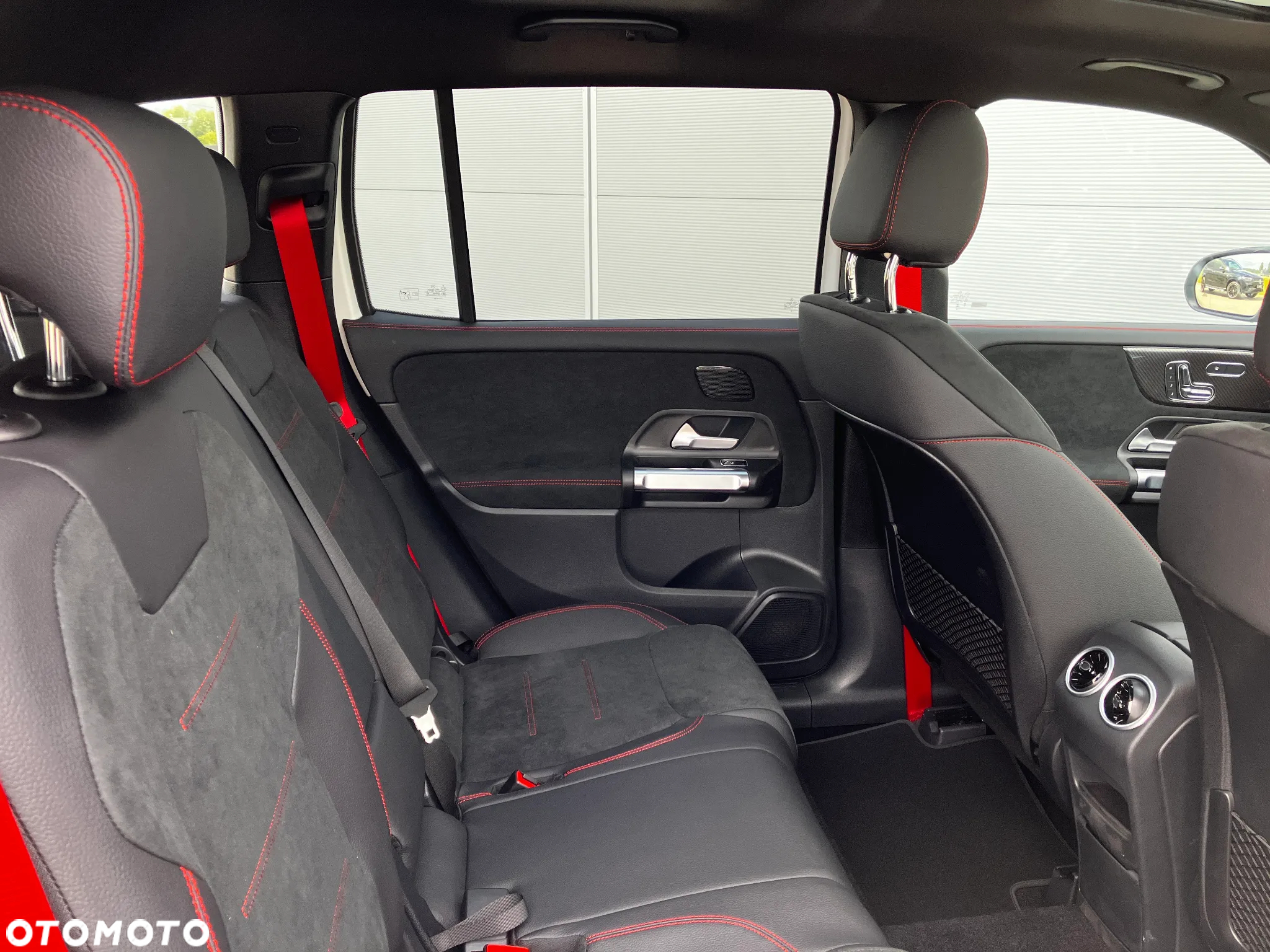 Mercedes-Benz GLB AMG 35 4-Matic - 6