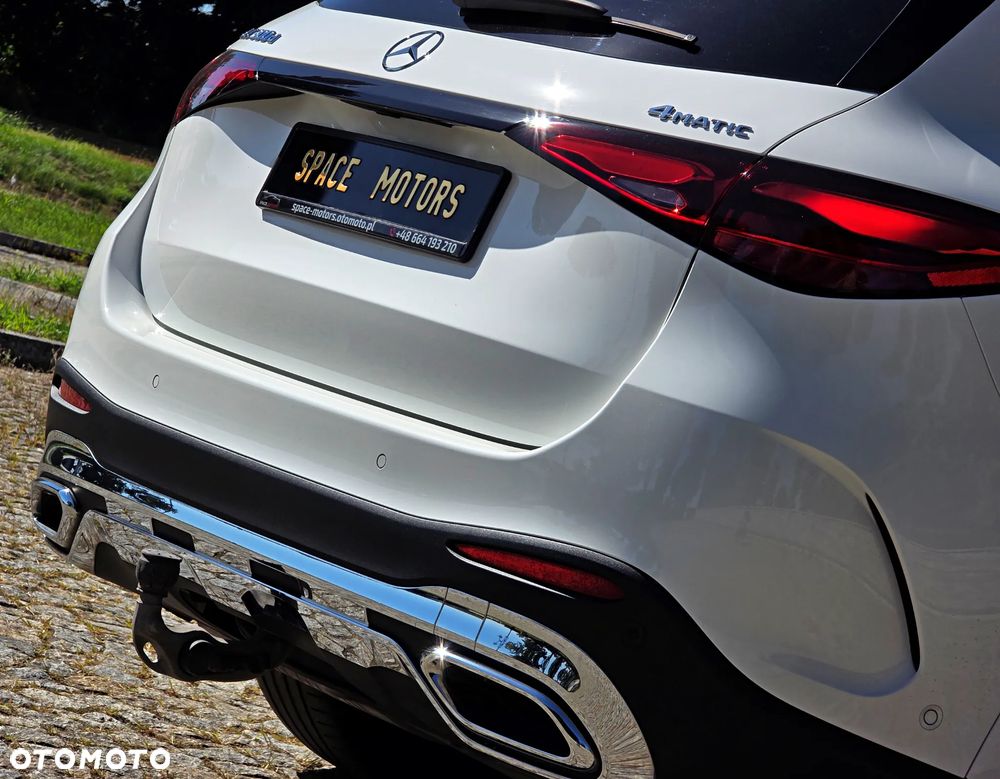 Mercedes-Benz GLC 300 d 4Matic 9G-TRONIC Edition AMG Line - 12