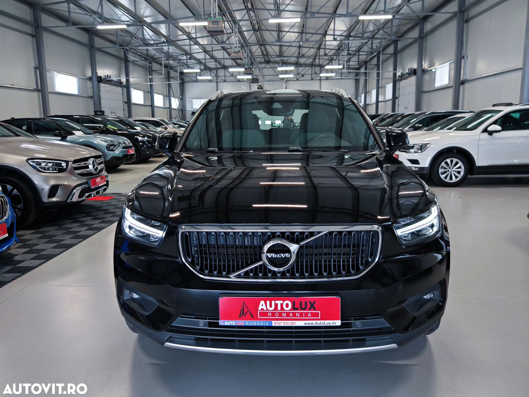Volvo XC 40 T2 Momentum - 3