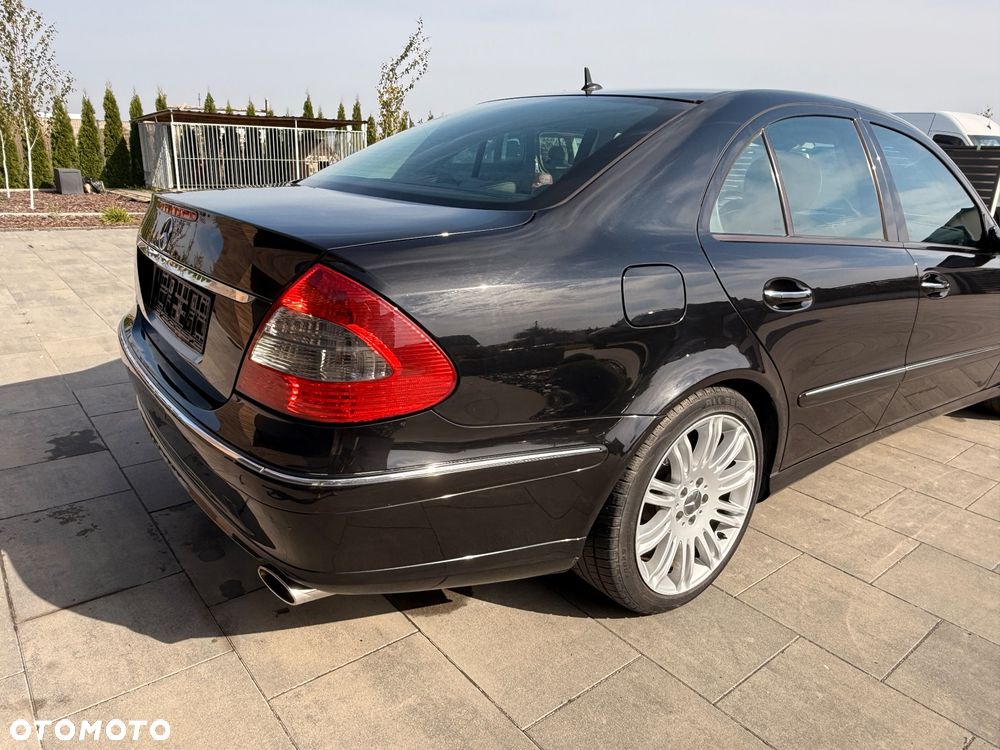 Mercedes-Benz Klasa E 230 7G-TRONIC Elegance - 8
