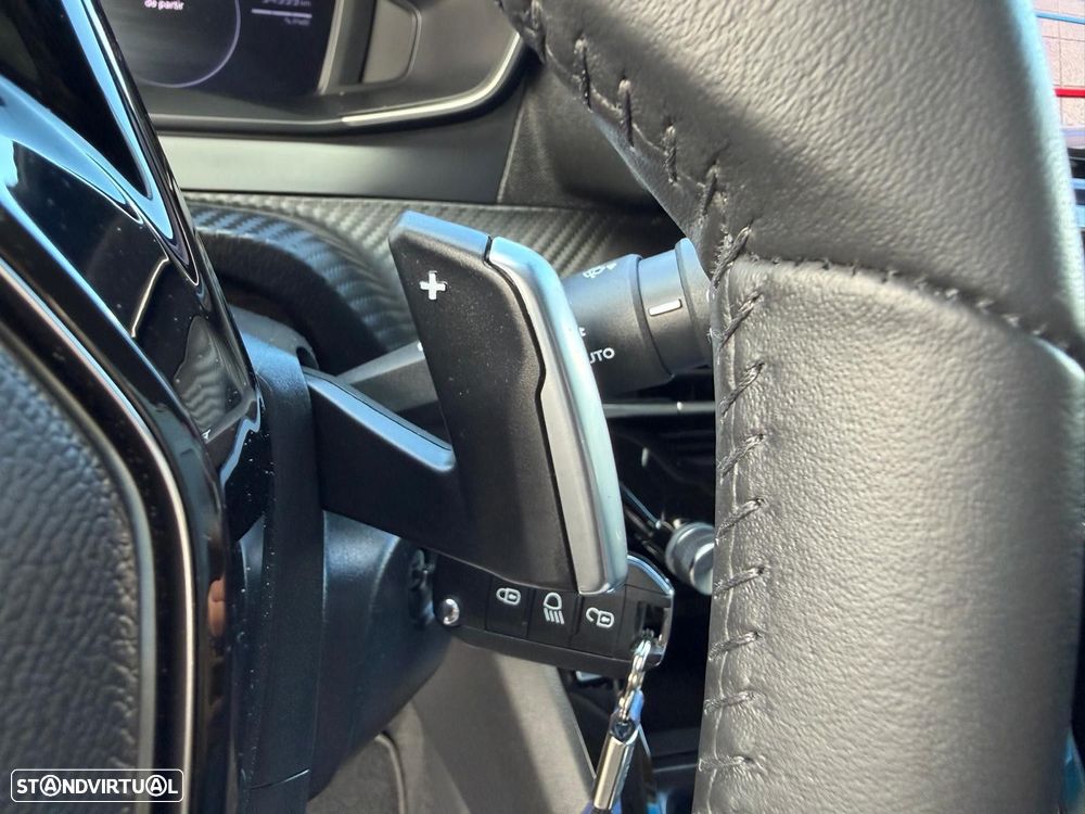 Peugeot 208 1.2 Hybrid Allure e-DCS6 - 21