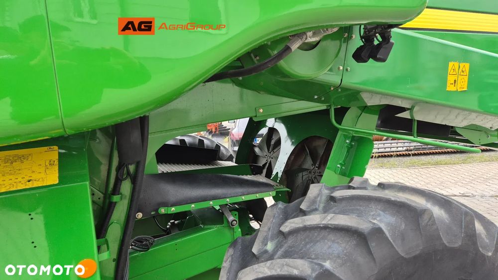 John Deere T560i HillMaster 2011R - 12