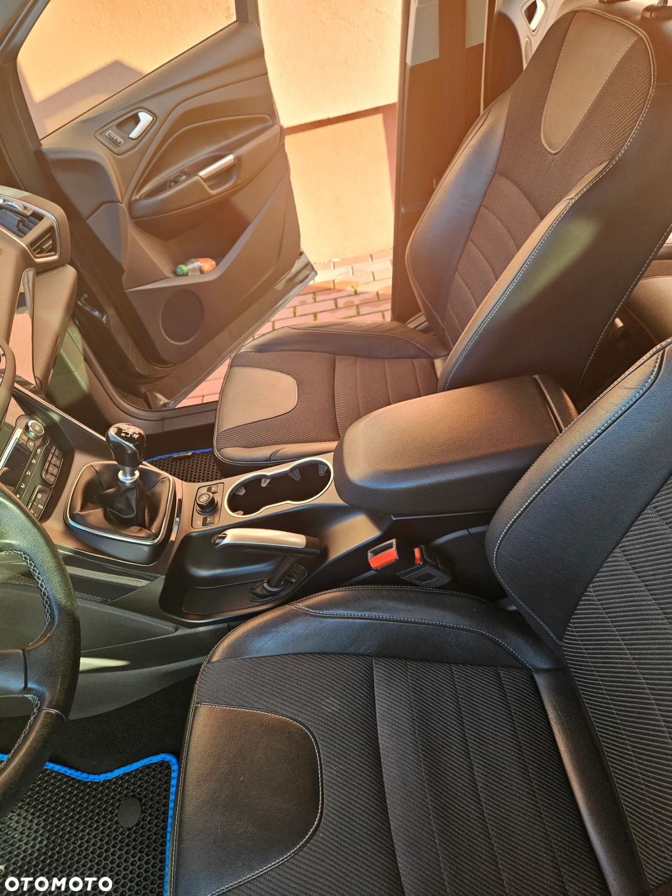 Ford Kuga - 27