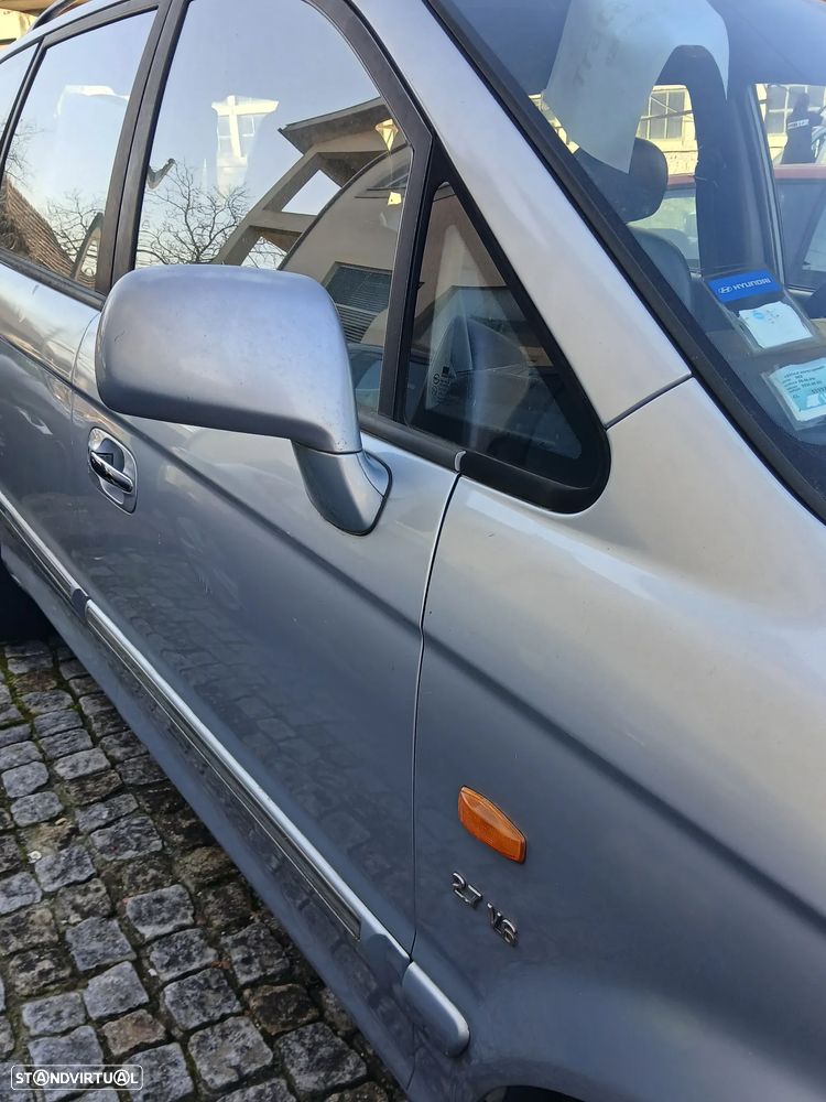 Hyundai Trajet 2.7 - 3