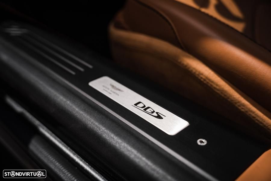 Aston Martin DBS Coupe Superleggera - 28