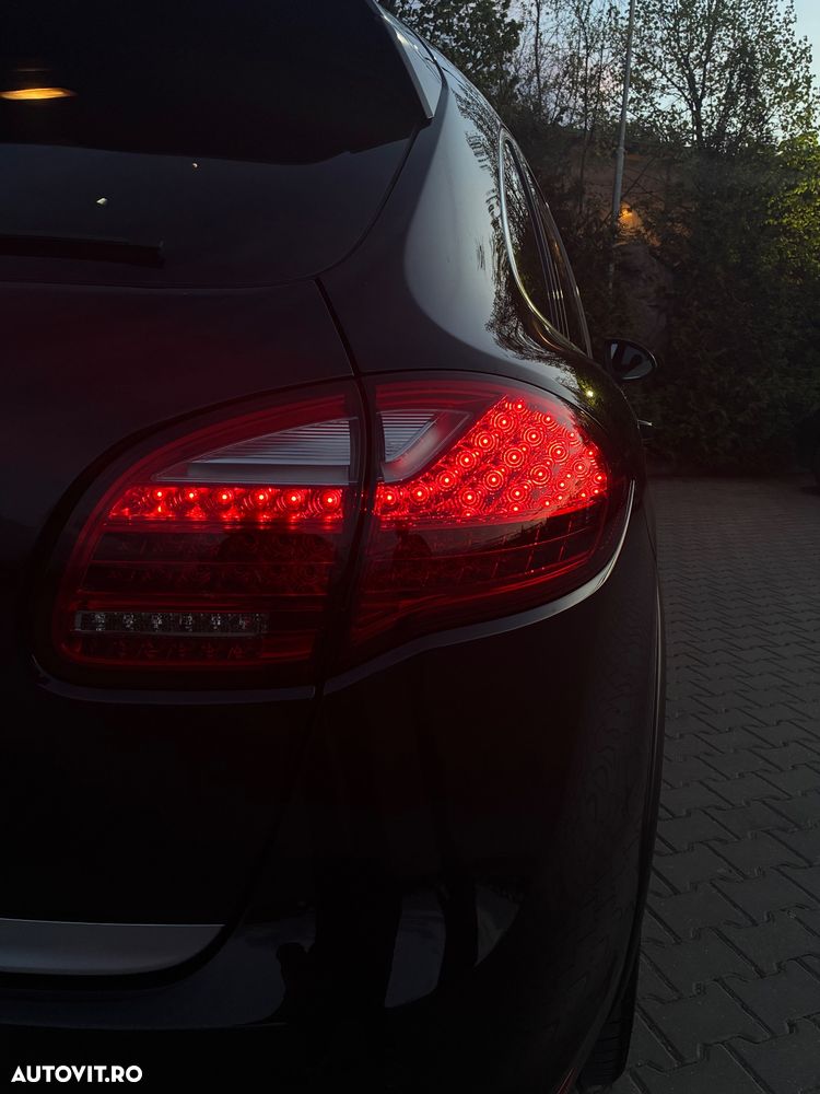 Porsche Cayenne - 17