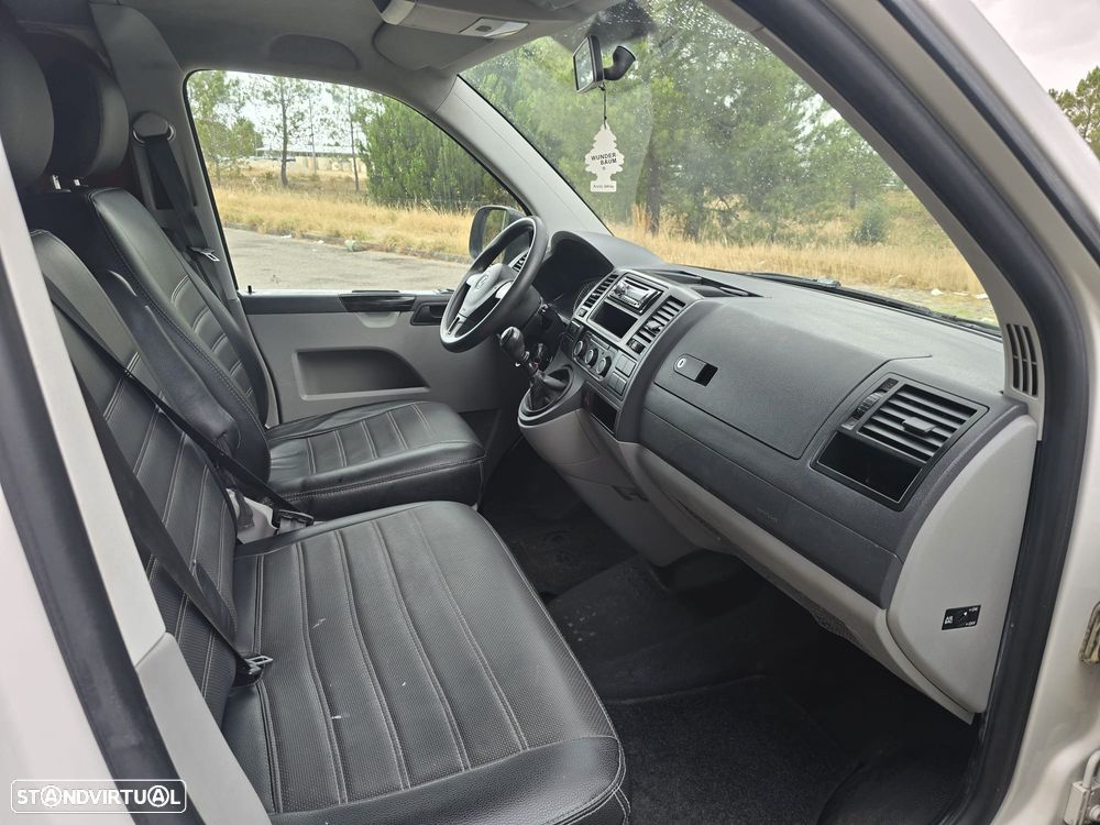 VW Transporter 2.0 TDi - 7